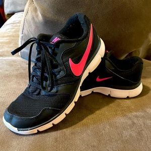 Nike workout shoes